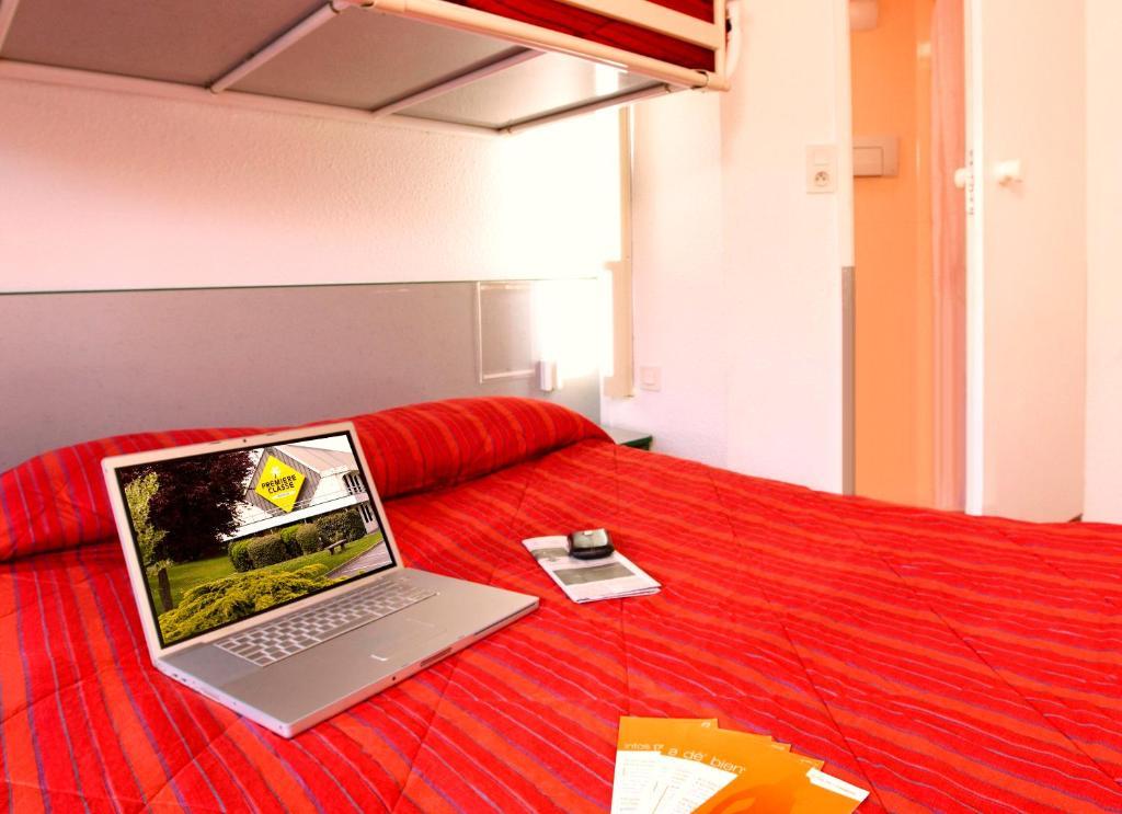Premiere Classe Tarbes - Bastillac Экстерьер фото