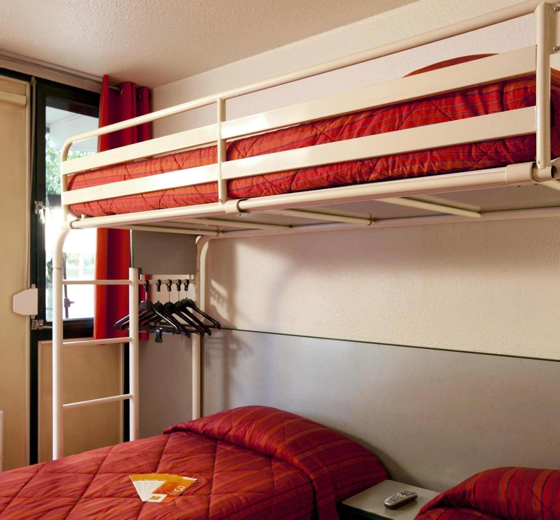 Premiere Classe Tarbes - Bastillac Экстерьер фото