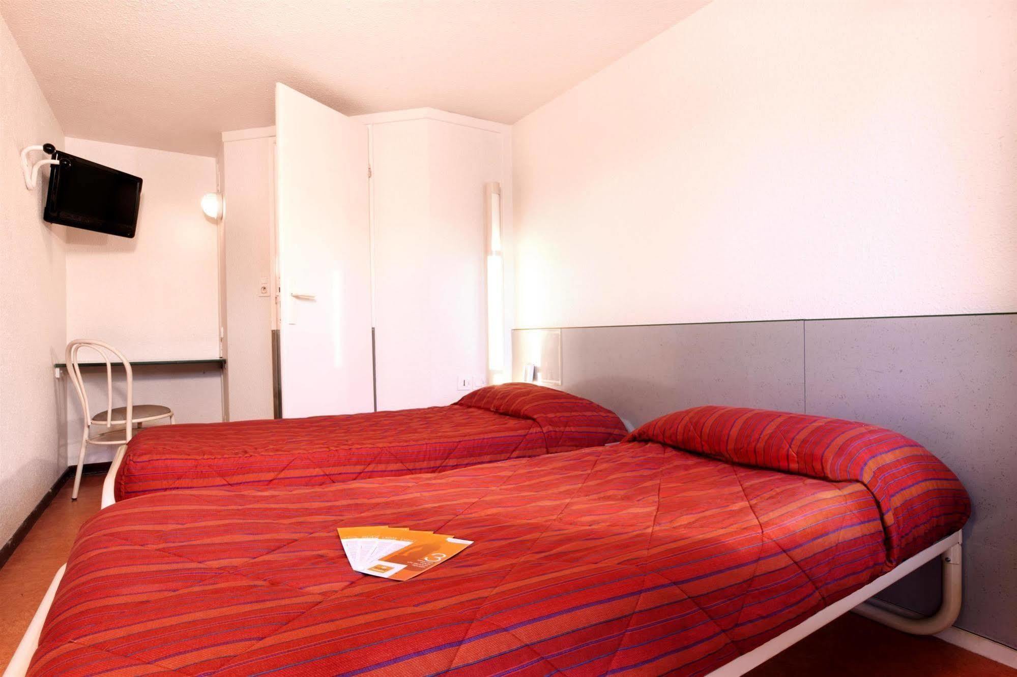 Premiere Classe Tarbes - Bastillac Экстерьер фото